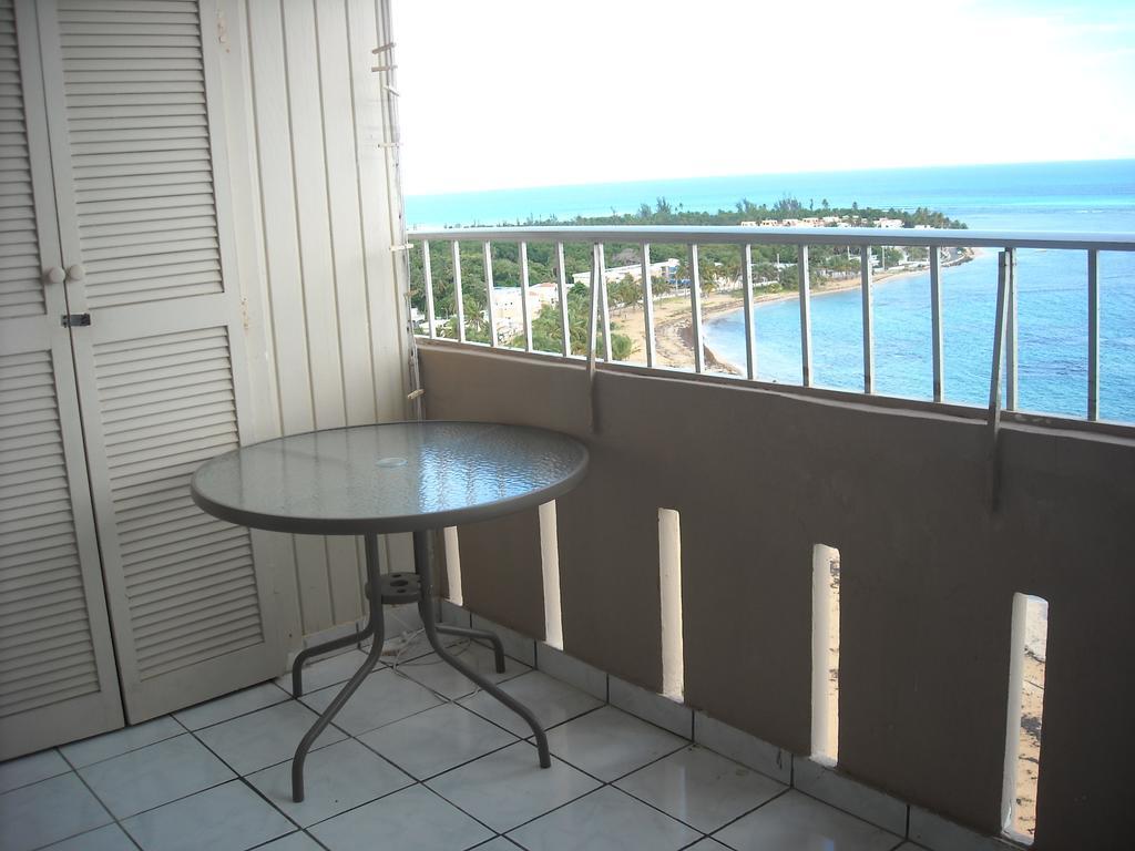 Ocean Front Apartment Luquillo Exteriér fotografie