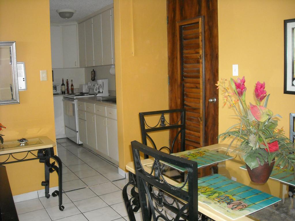 Ocean Front Apartment Luquillo Exteriér fotografie